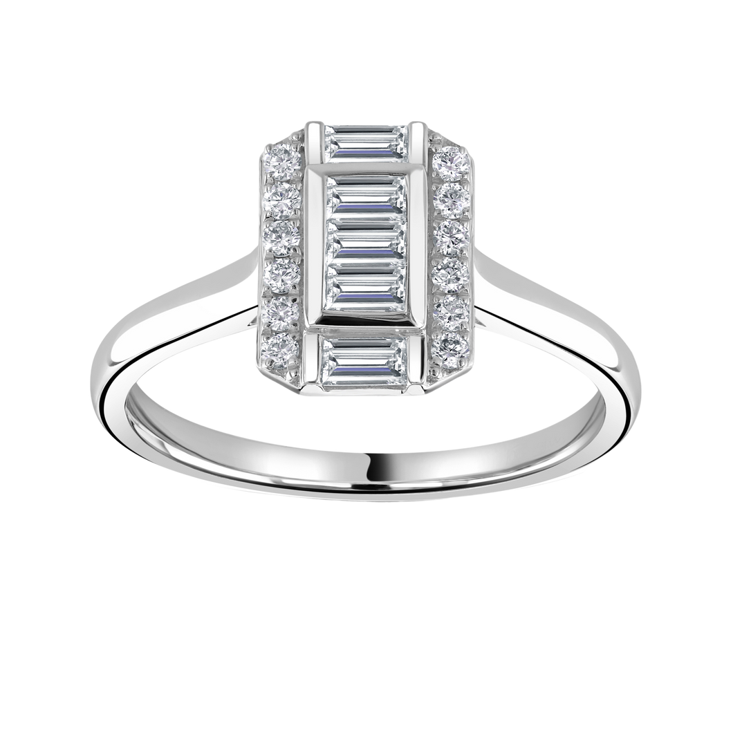 18ct WHITE GOLD AND DIAMOND ENGAGEMENT/DRESS RING